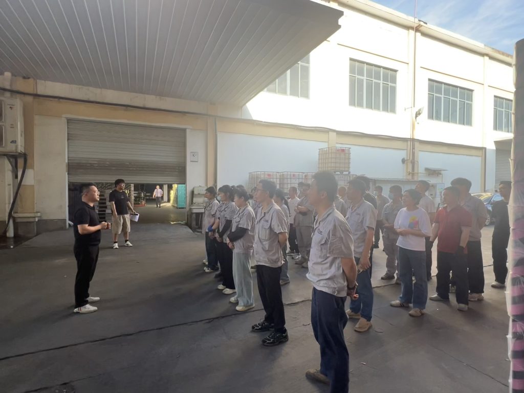 高温下的安全答卷：杭州磁聚力消防演练圆满落幕，筑牢生产防线